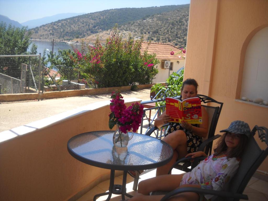 Olive Bay Hotel Agia Efimia Rum bild
